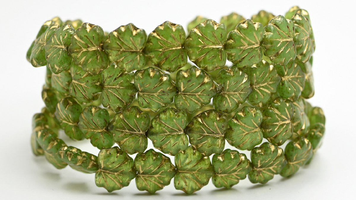 Maple Leaf Beads, Opal Green Travertin Gold Lined (1311-51010-86-54202), Glass, Czech Republic ~ STRANDED