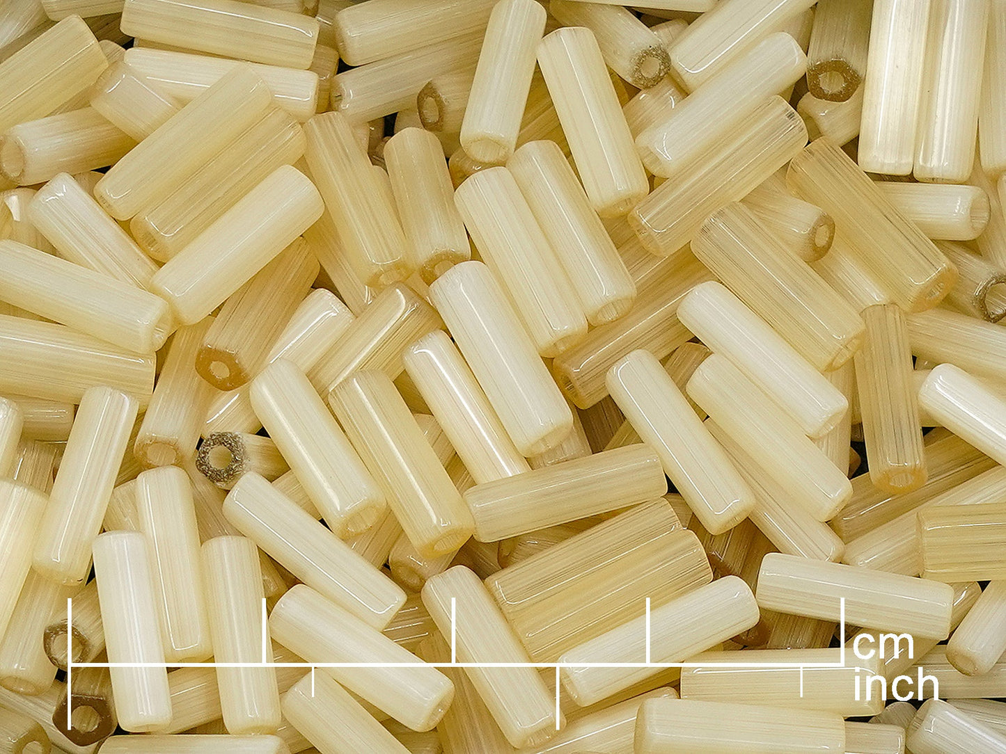 アウトレット 10グラム アトラスサテンヴィンテージビーズ、その他 x mm、ベージュ(ベージュ)、ガラス、チェコ共和国