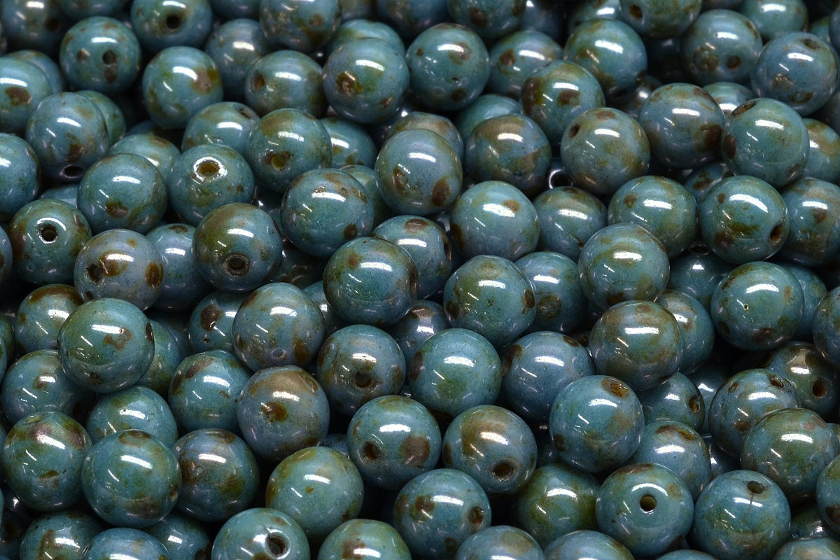 OUTLET 10 grams Round Druck Beads, 6 x 6 mm, White Stain With Luster Blue (02010-65431), Glass, Czech Republic
