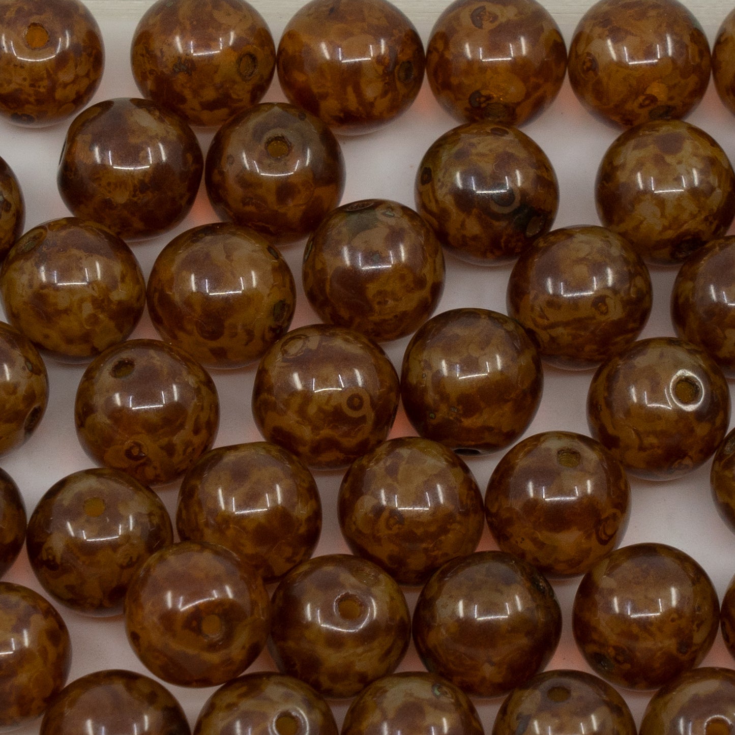 OUTLET 250 克圆形 Druck 珠子,8 x 8 毫米,混合水晶白色粉红色石灰华 (75014-86800),玻璃,捷克共和国