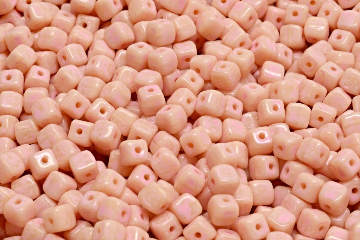 Cube Beads, Opaque Beige Warm Purple Spotted (13010-33304), Glass, Czech Republic