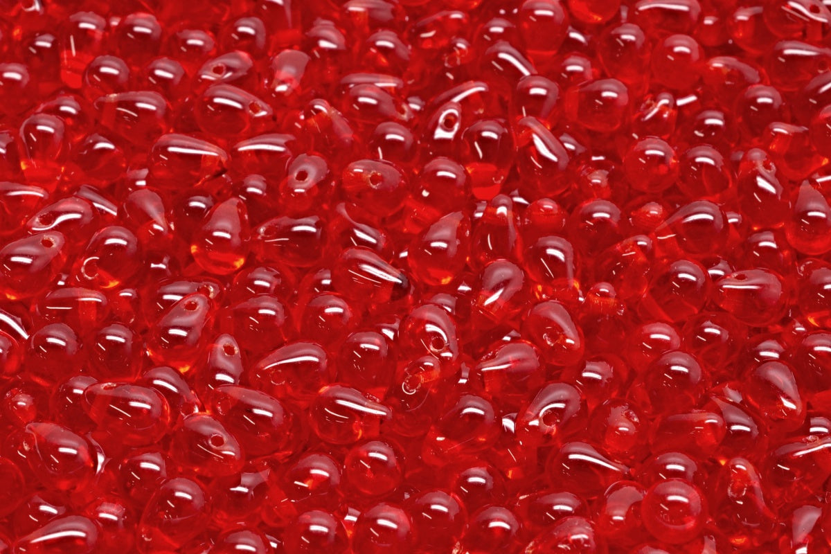 OUTLET 10 grams Drop Beads, 4 x 6 mm, Ruby Red (90080), Glass, Czech Republic