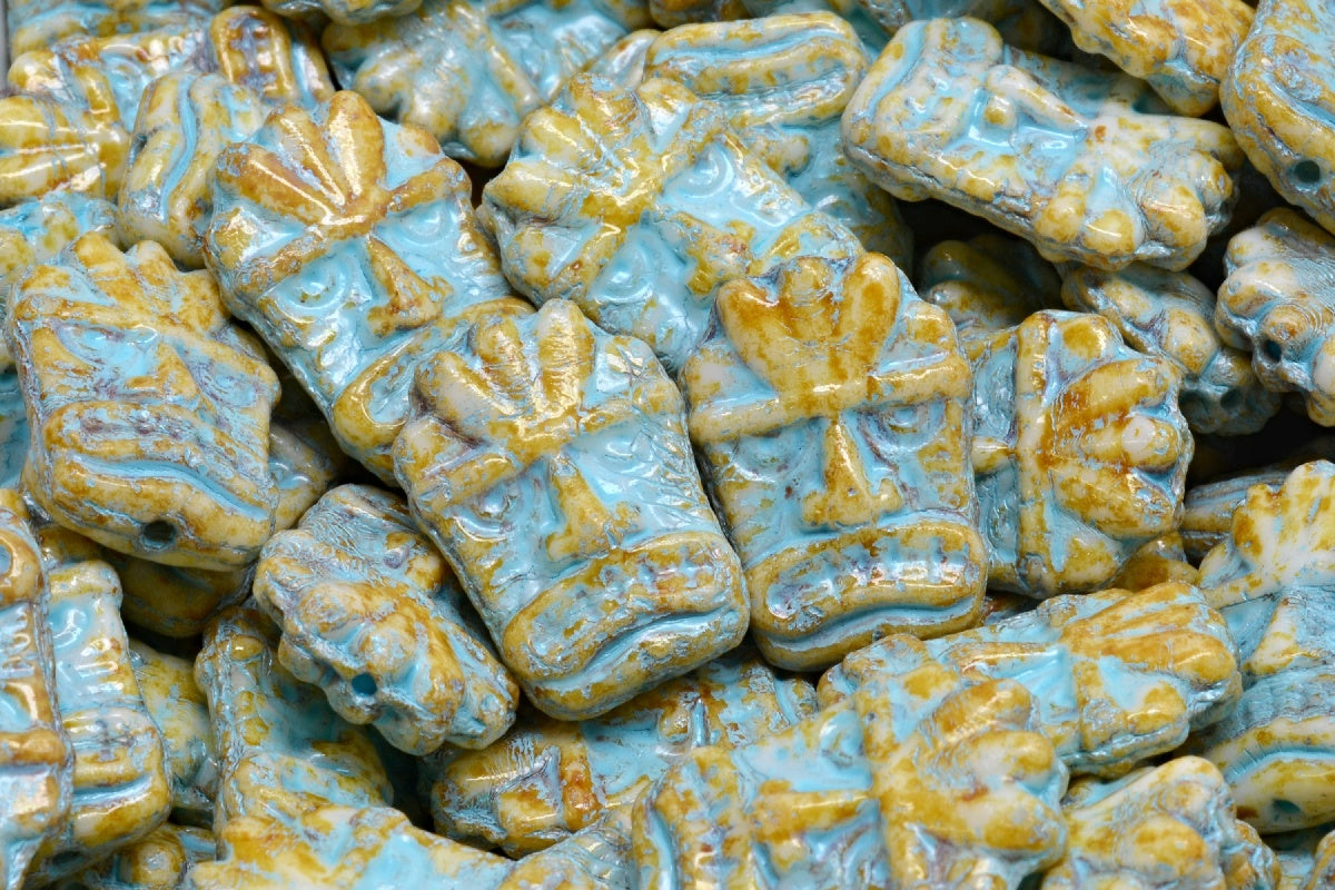 Tiki Mask Beads, White Travertin Light Blue Lined (02010-86800-54308), Glass, Czech Republic