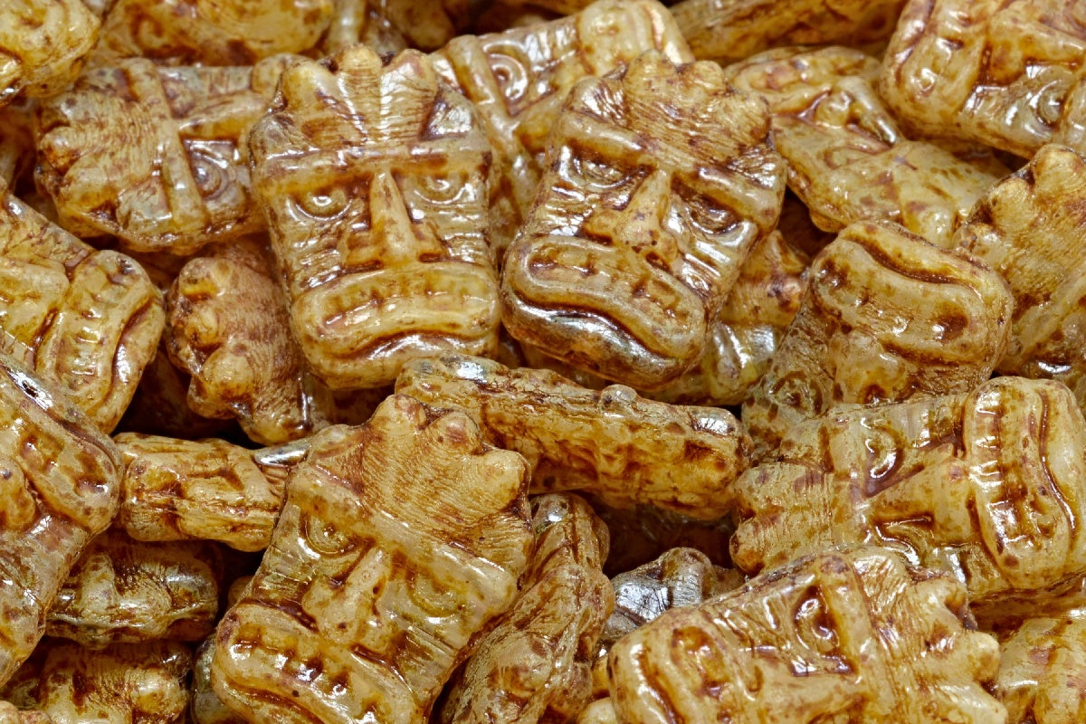 Tiki Mask Beads, White Travertin (R0201-86800), Glass, Czech Republic