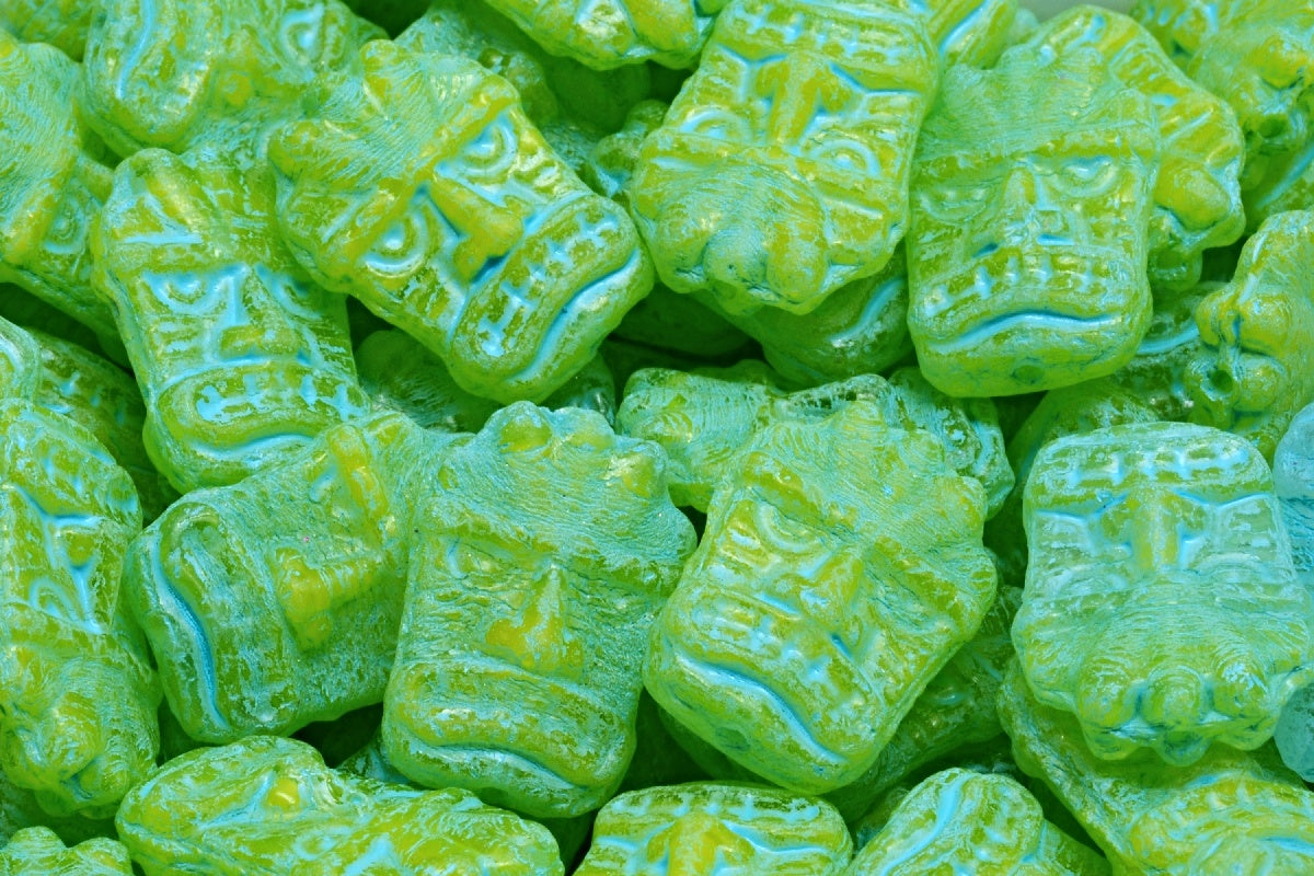 Tiki Mask Beads, Yellow Opal Mix Light Blue Lined (R0813-54308), Glass, Czech Republic