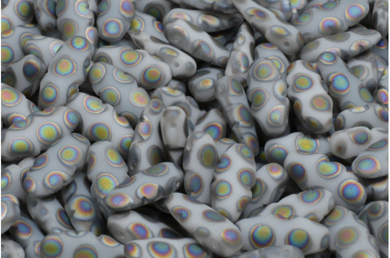 鋸歯状ダガービーズ、ホワイトマット 2810A (02010-84100-2810A)、ガラス、チェコ共和国