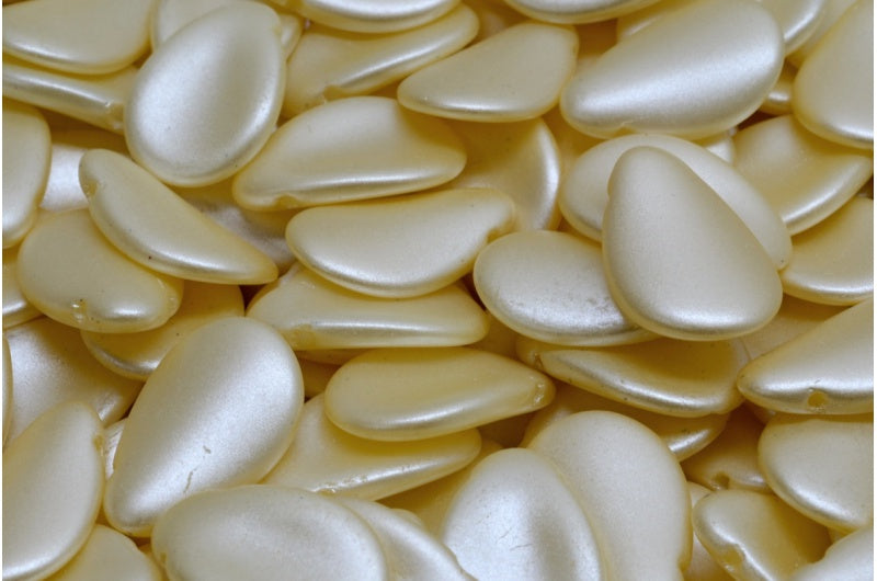 Anemone Petal Beads, White Laser Etched Decor On Cream (02010-25039), Glass, Czech Republic