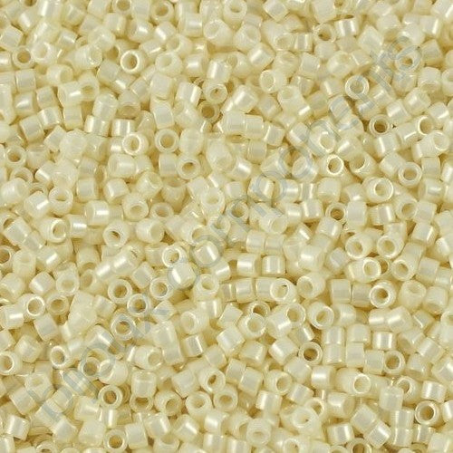 ミユキ デリカ シードビーズ ロカイユ セイロンクリーム (# DB0203) ガラス製 日本製