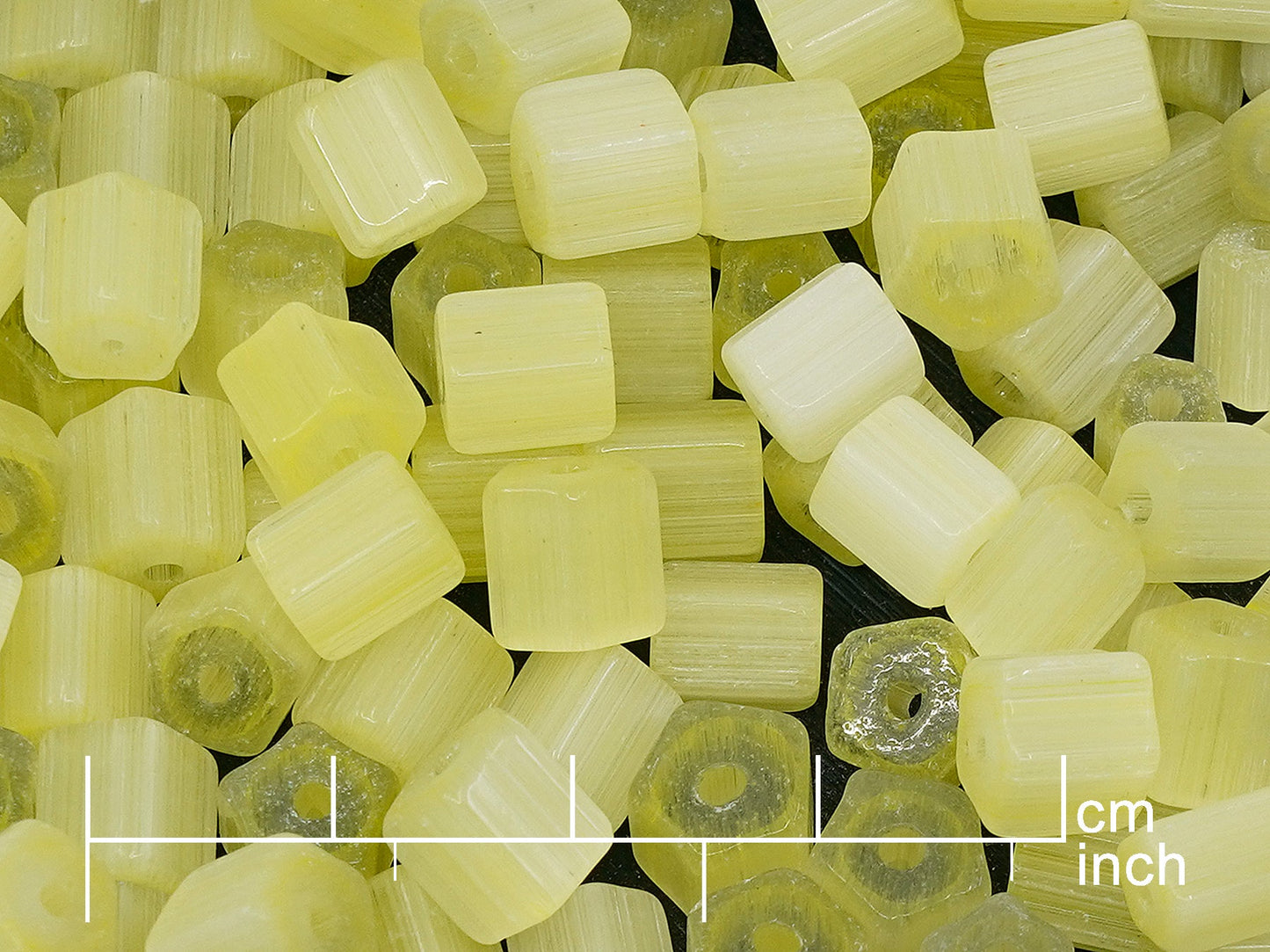 OUTLET 10 grams Atlas Satin Vintage Beads, other x mm, Yellow (yellow), Glass, Czech Republic