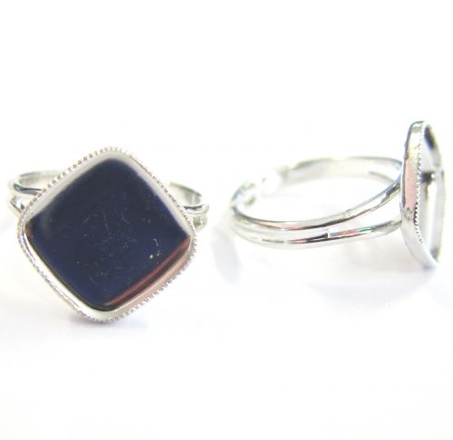 Adjustable ring with a pot (bed) approx. 13x13 mm, min. inner diameter approx. 17 mm