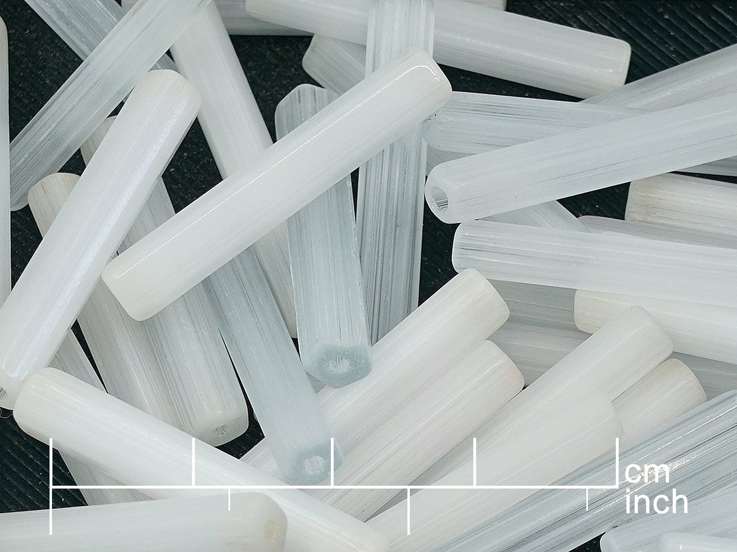 OUTLET 10 grams Atlas Satin Vintage Beads, other x mm, White (white), Glass, Czech Republic