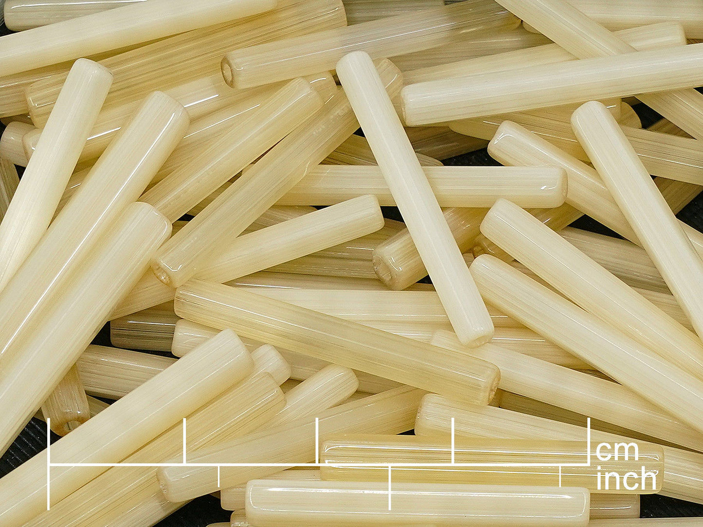 OUTLET 10 grams Atlas Satin Vintage Beads, other x mm, Beige (beige), Glass, Czech Republic