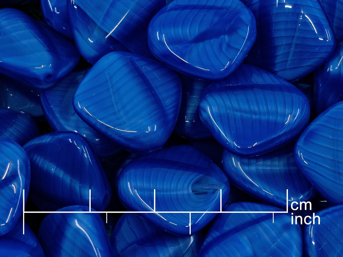 OUTLET 10 grams Skate Fish Beads, 17 x 18 mm, Silk Blue (36026), Glass, Czech Republic