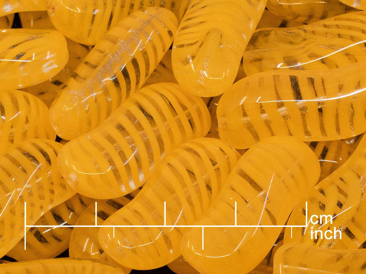 アウトレット 10グラム 細長い不規則なビーズ、27 x 12 mm、8901 (08901)、ガラス、チェコ共和国