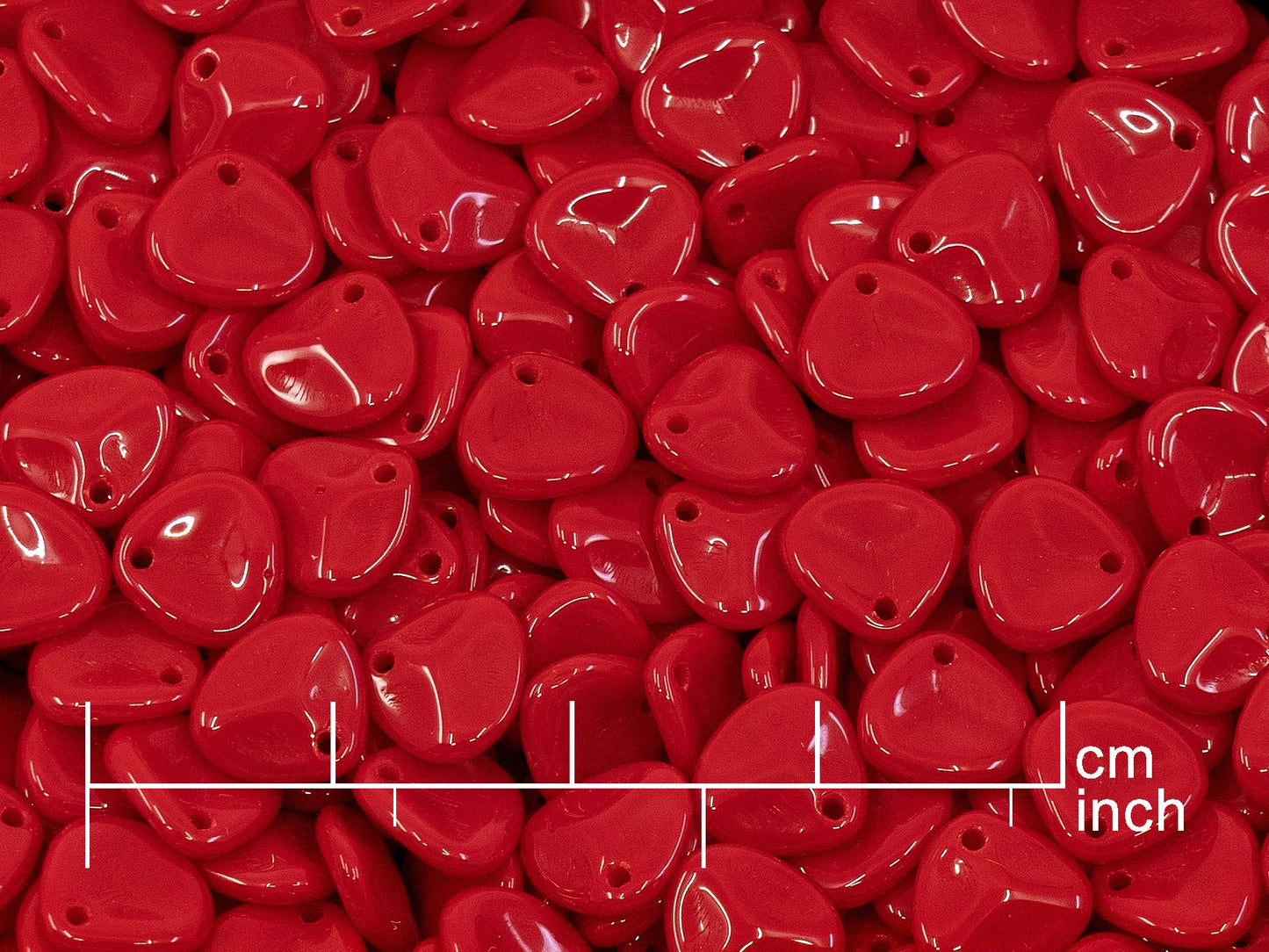 OUTLET 250g Rose Petal Beads, 8 x 7 mm, Opaque Red (111-00077-08x07-93200)