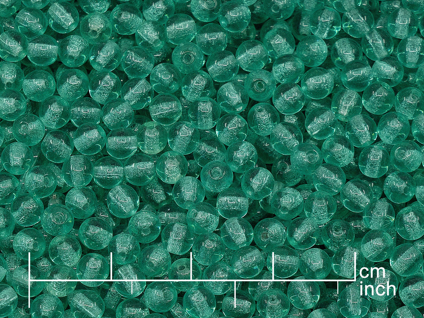 アウトレット 250g ラウンドドラックビーズ、4mm、透明グリーンエメラルド (111-19001-04x04-50710)