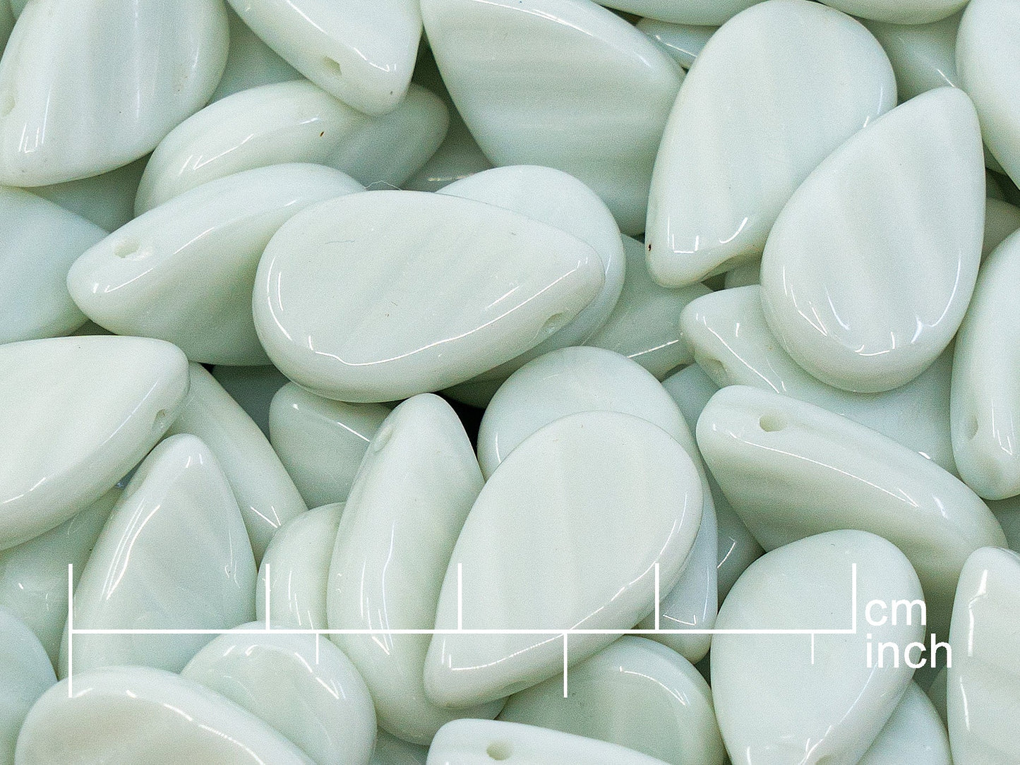 OUTLET 10 grams Flat Teardrop Beads, 11 x 18 mm, Gray (83500), Glass, Czech Republic