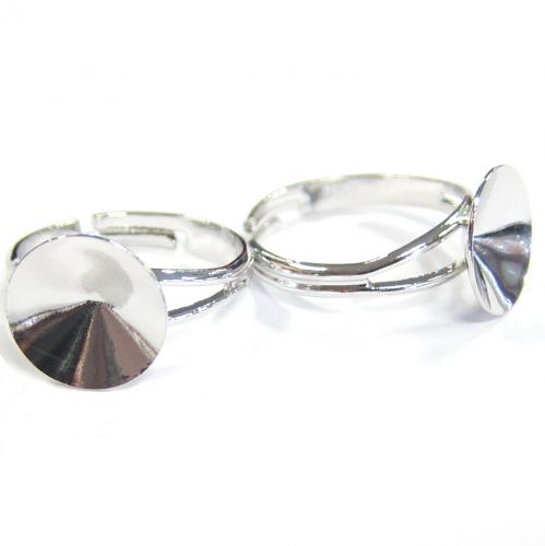 Adjustable ring with rivoli 1122 12 mm, min. inner diameter approx. 17 mm