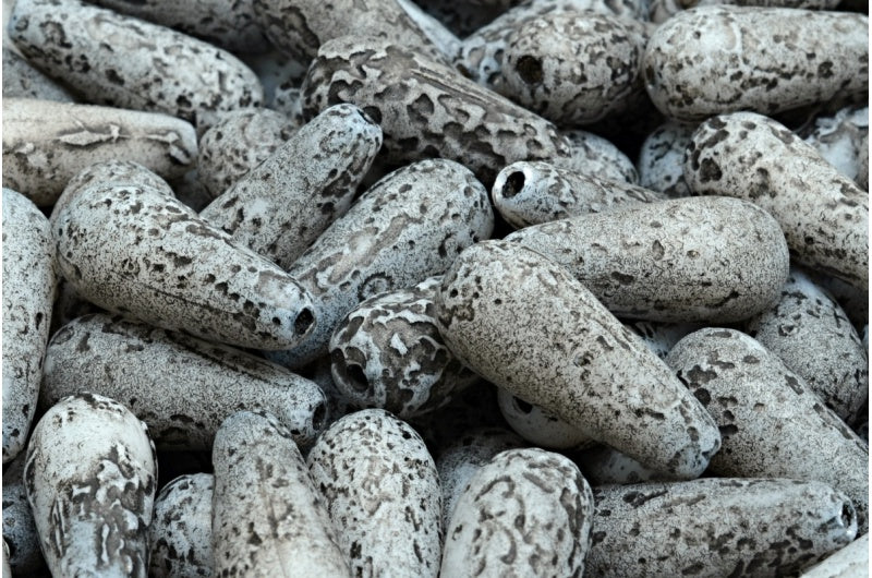 ドロップビーズ、ホワイトエッチング、ブラックライン(02010-ETCH-54313)、ガラス、チェコ共和国