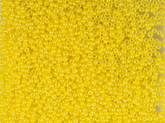 1 kg Preciosa Ornela Seed Beads Coated, Round Hole, Loose, Ceylon Yellow (17386), Glass, Czech Republic, OUTLET