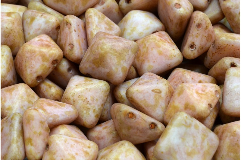 ピラミッドスタッドビーズ、ホワイトマットステイン、ラスターブルー(02010-84100-65431)、ガラス、チェコ共和国