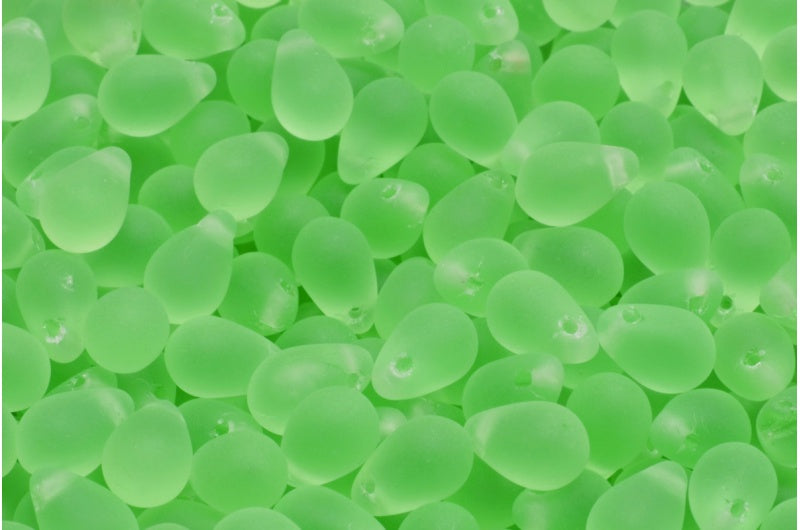 OUTLET 10 grams Teardrop Beads, 6 x 9 mm, Transparent Green Matte (50800-84100), Glass, Czech Republic