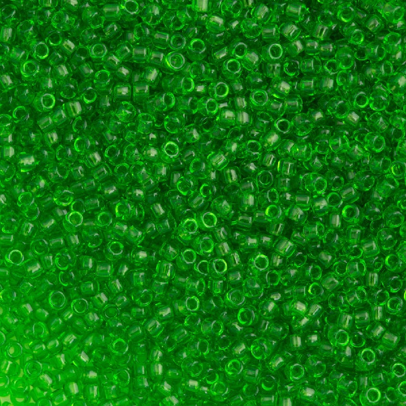 TOHO ラウンドシードビーズ ロカイユ 透明ペリドット(#7)ガラス製