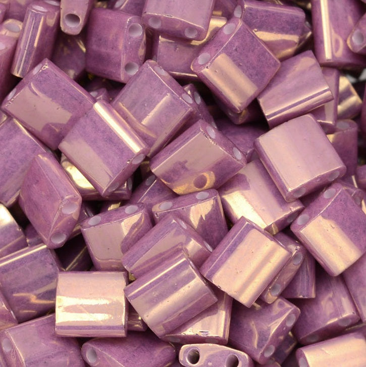 Miyuki Tila / Half Tila / Quater Tila 双孔珠,不透明深兰花光泽 (TL1867),玻璃,日本