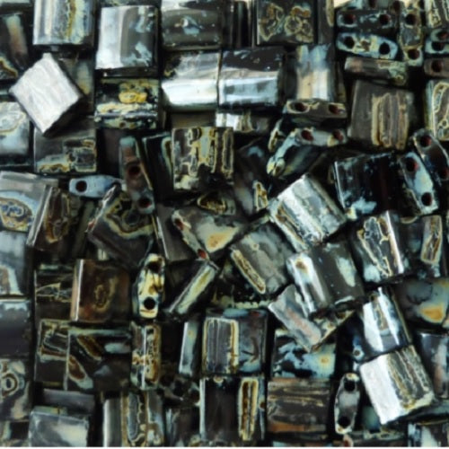 Miyuki Tila / Half Tila / Quater Tila 2 孔珠子,毕加索不透明烟熏黑色 (# 4511),玻璃,日本