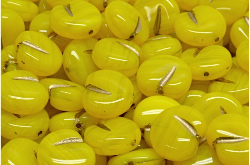 OUTLET 10 grams Apple Shaped Beads, Opal Yellow Gold Lined (81210-54302), Glass, Czech Republic