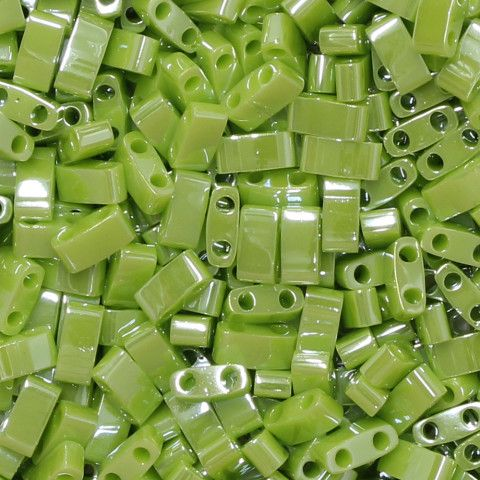 ミユキ ティラ/ハーフティラ/クォーターティラ 2穴ビーズ 不透明シャルトルーズラスター (HTL0439) ガラス製 日本製