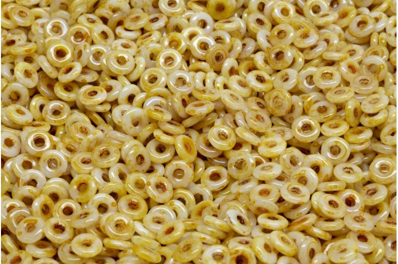 フィッシュリングビーズ、ホワイトトラバーチン(02010-86800)、ガラス、チェコ共和国