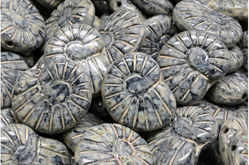 シェルビーズ、ブラックトラバーチン、ベージュトラバーチン、スポット(23980-86800-33301)、ガラス、チェコ共和国