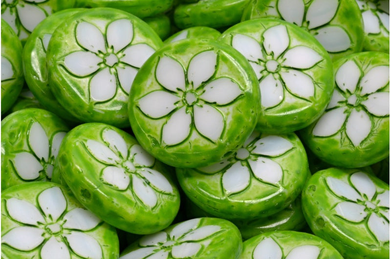 奥特莱斯 10克 桌面切割硬币花珠,粉笔白绿色斑点(03000-33311),玻璃,捷克共和国