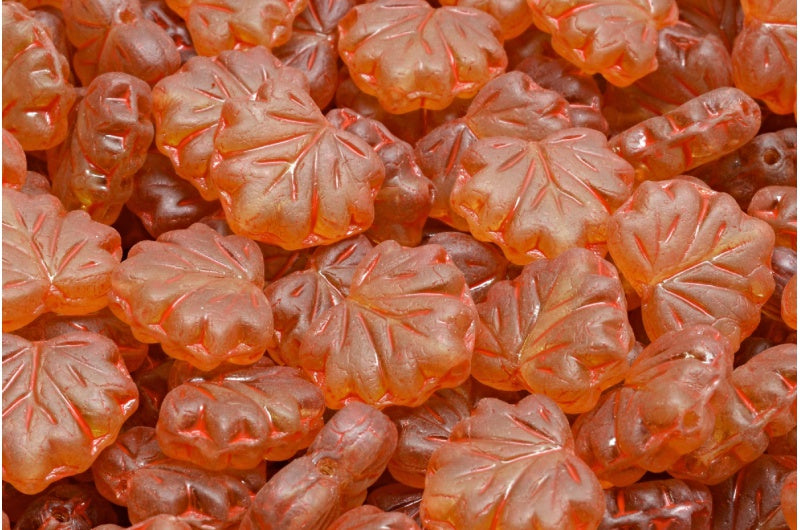 メープルリーフビーズ、透明グリーンマットベージュオレンジスポット(50220-84100-33307)、ガラス、チェコ共和国