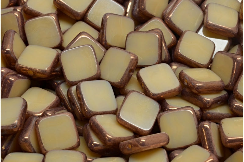 テーブルカットスクエアビーズ、不透明ベージュブロンズ(13010-14415)、ガラス、チェコ共和国