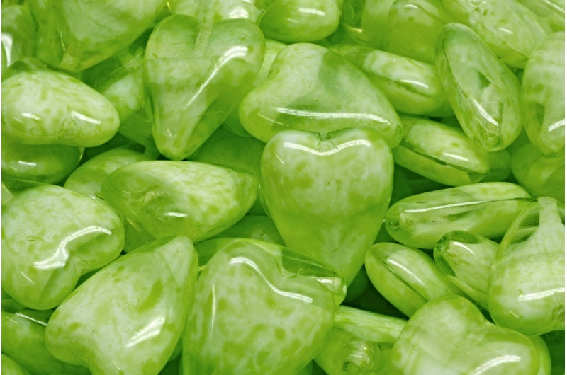 細長いハートビーズ、ホワイトライトグリーン(R0201-34310)、ガラス、チェコ共和国