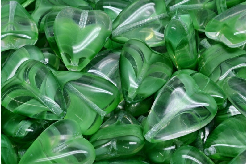 細長いハートビーズ、マラカイトグリーン(26507)、ガラス、チェコ共和国