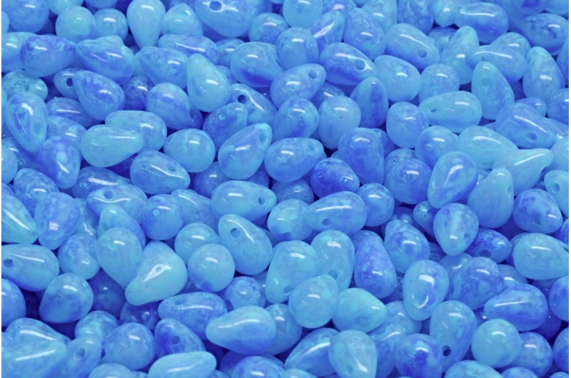 ドロップビーズ、オパールホワイト不透明ブルーターコイズスポット(01000-33050-33309)、ガラス、チェコ共和国