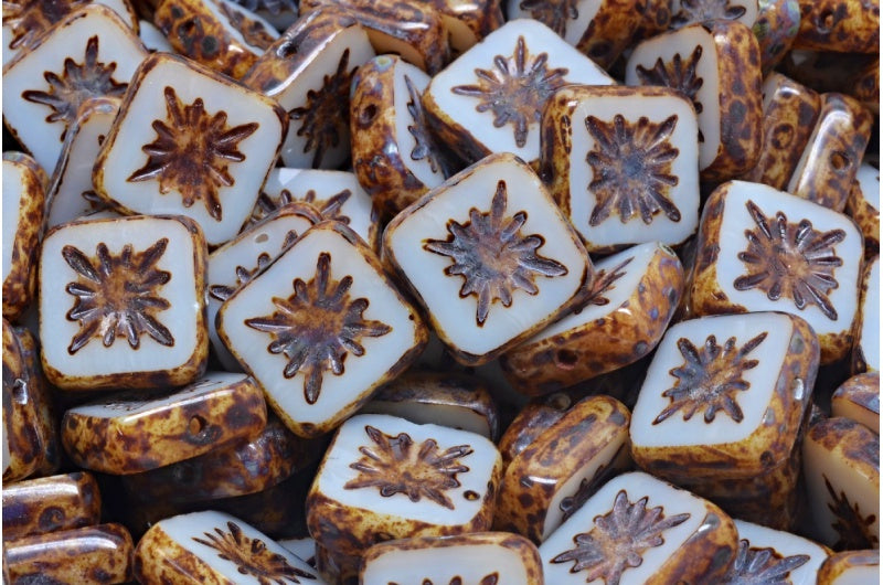 桌面切割方形奇异果珠,83539 洞石 (83539-86800),玻璃,捷克共和国