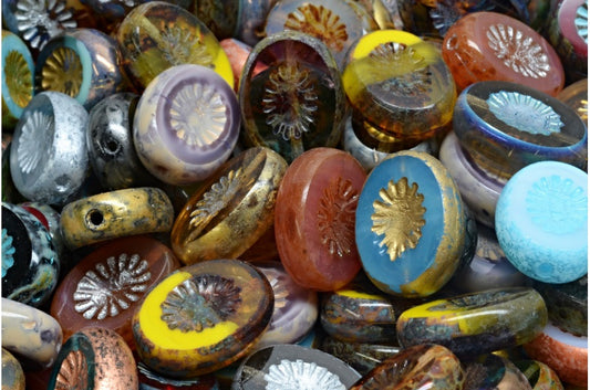 OUTLET 10 grams Table Cut Kiwi Beads, 14 x 10 mm, 1 Mixed Colors (00001-mix), Glass, Czech Republic