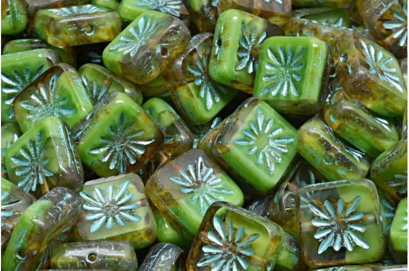 Table Cut Square Kiwi Beads, Opaque Green Stain Strong Light Blue Lined (56018-86805-54308), Glass, Czech Republic