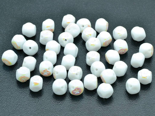 アウトレット 10グラム プレスビーズ、7 x 7 mm、チョークホワイトAb(03000-28701)、ガラス、チェコ共和国
