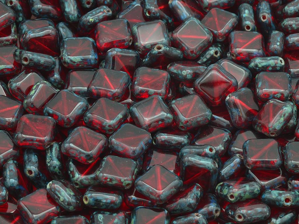 テーブルカットスクエアビーズ、ルビーレッドトラバーチン(90080-86800)、ガラス、チェコ共和国