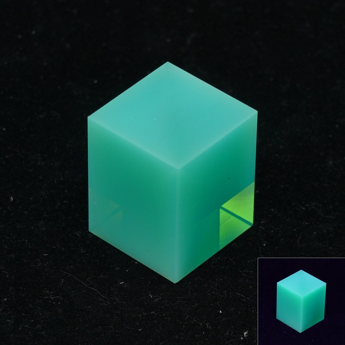 1 pc Uranium Polished Bar, Color 1, Glass, Czech Republic, OUTLET
