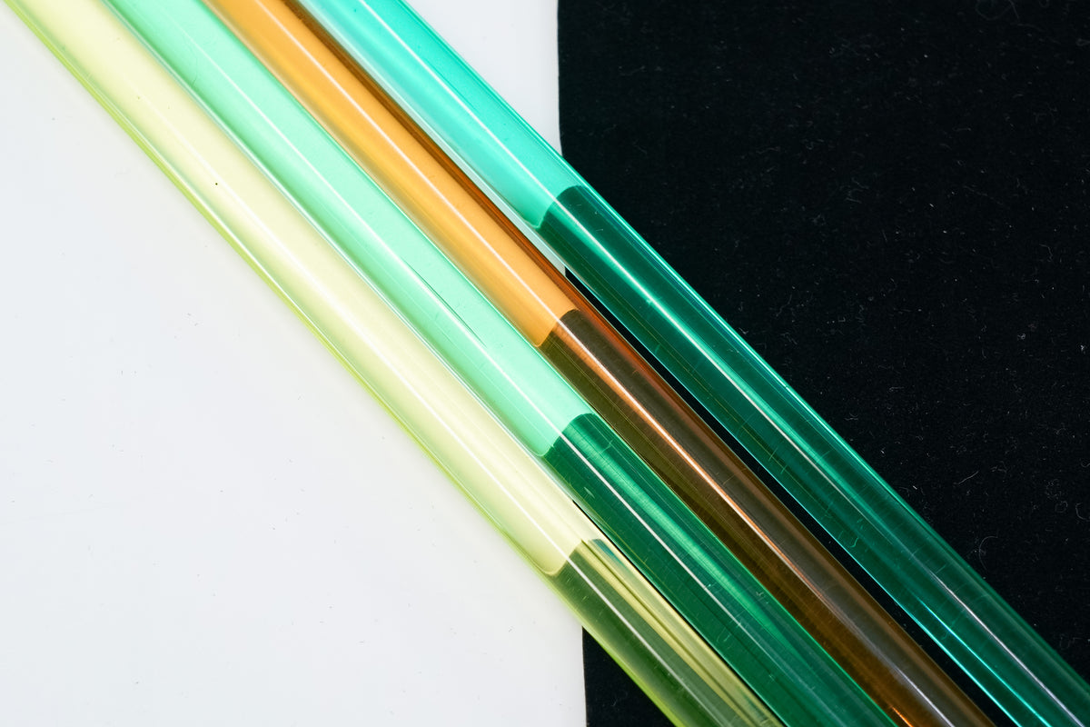 1 pc Uranium Lampwork Rod 23cm, dia 8mm, Glass, Czech Republic