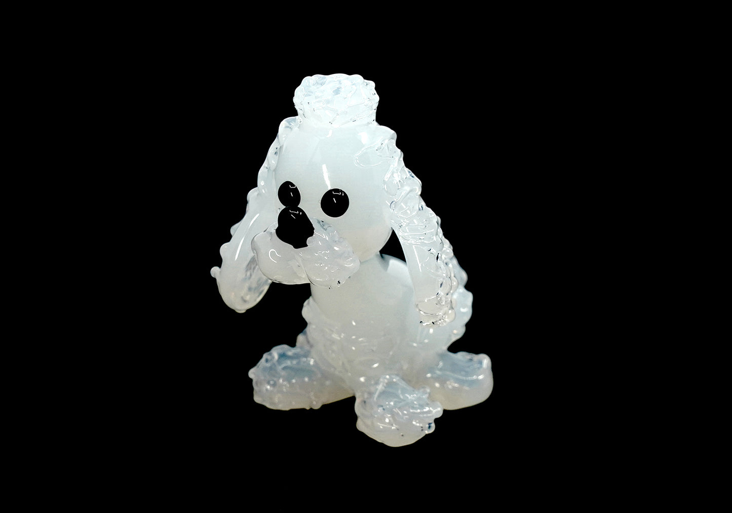 チェコガラスの犬の置物ミニチュアハンドメイド