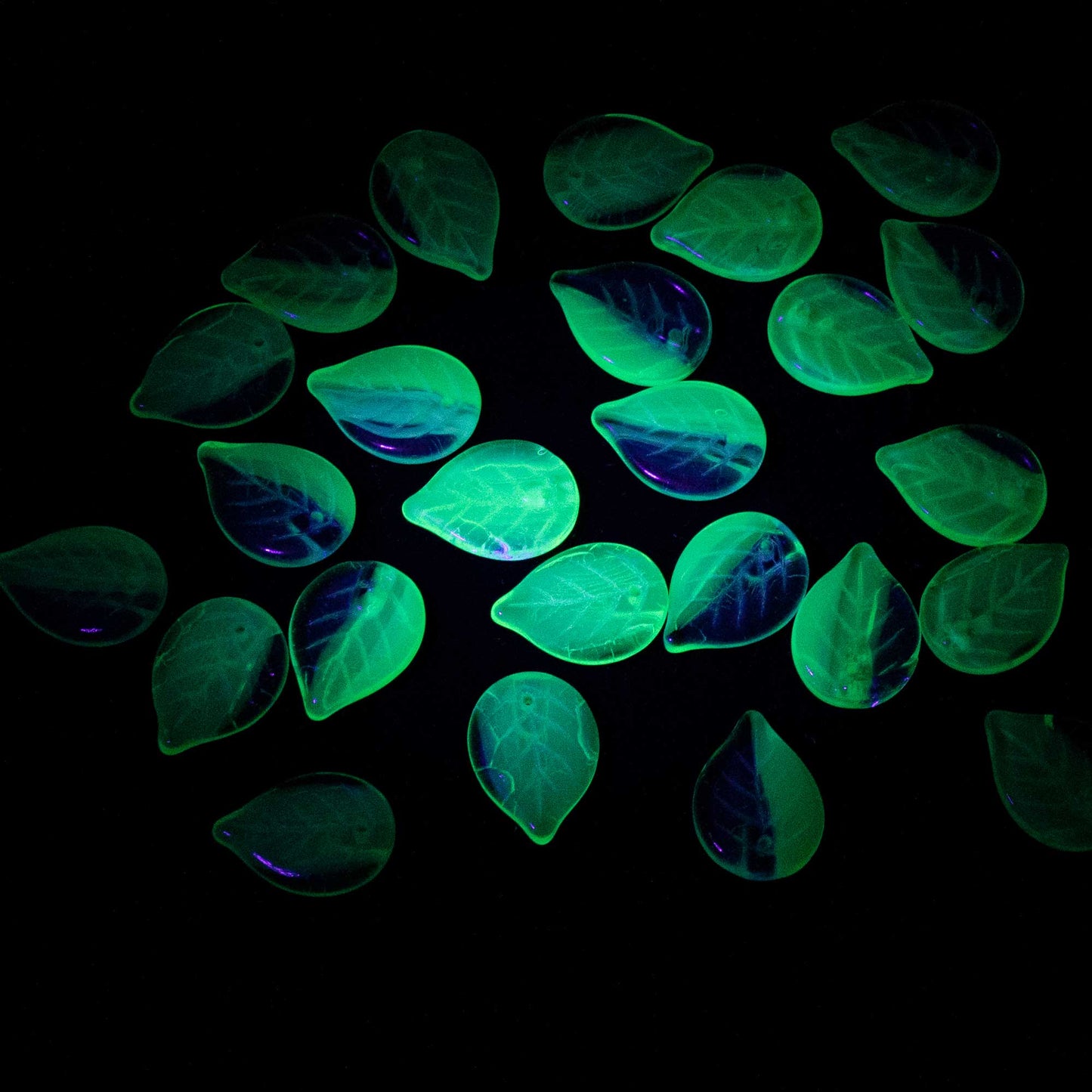 OUTLET 10 grams Apple Leaf Beads, 18 x 13 mm, Crystal Opal Aqua (00030-61100), Glass, Czech Republic