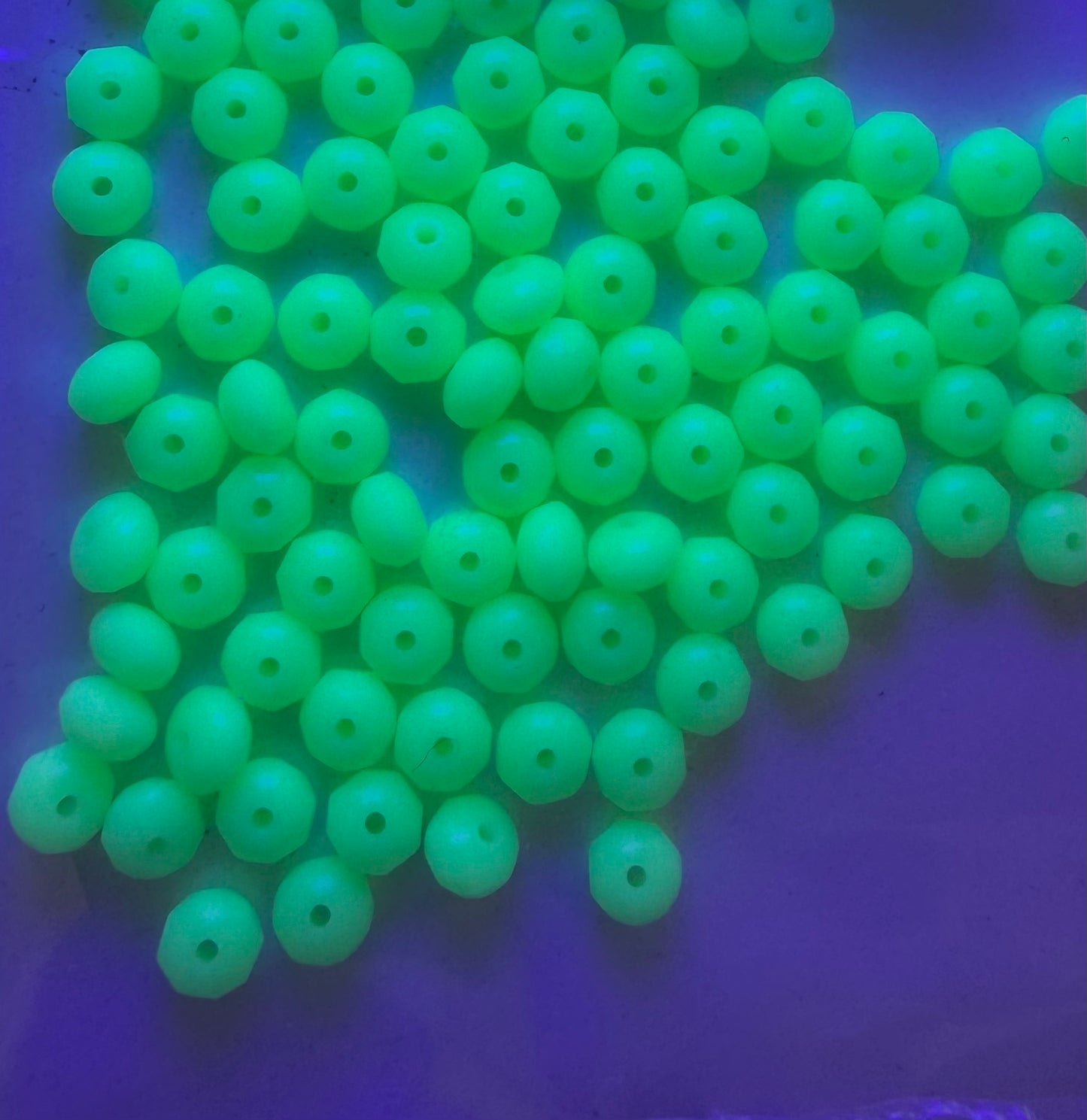 Special Cut Faceted Fire Polished Beads, Opaque Green (53100), Glass, Czech Republic