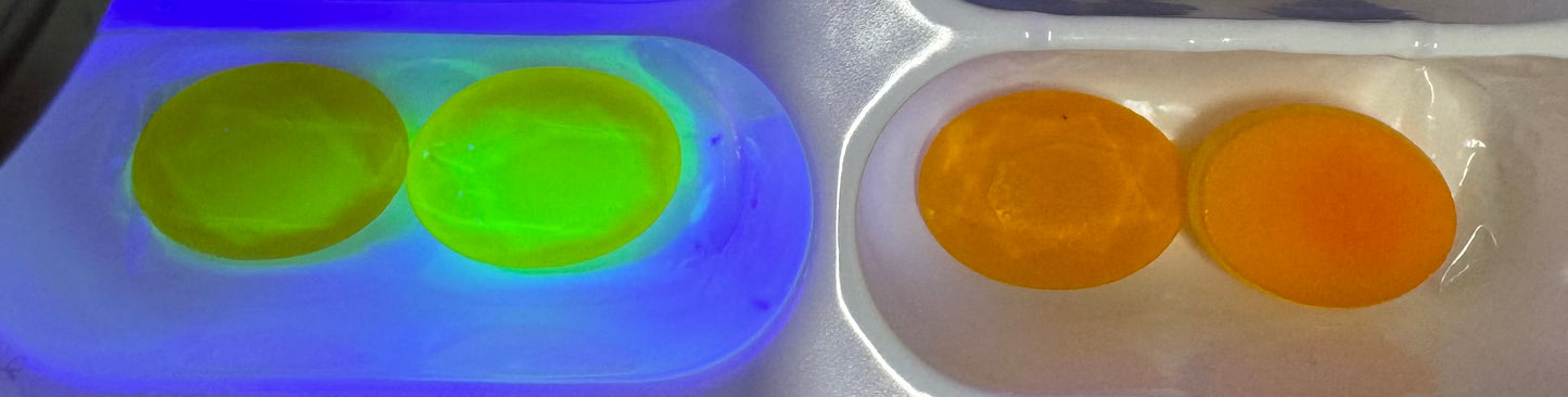 ラウンドカボションフラットバッククリスタルガラスストーン、オレンジ4色69(69173)、チェコ共和国